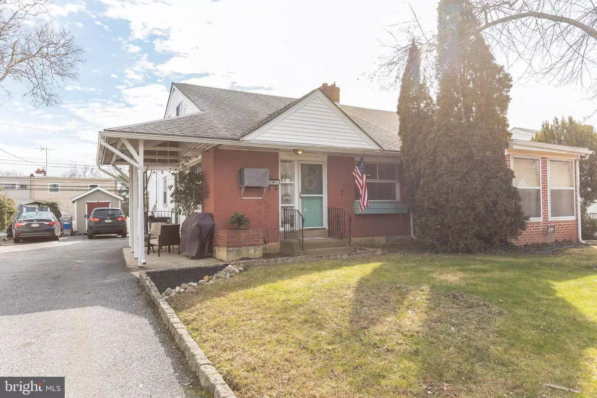 Norwood, PA 19074,524 TASKER AVE