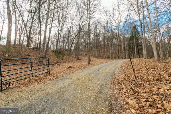 Berkeley Springs, WV 25411,104 QUAINT ACRES LANE