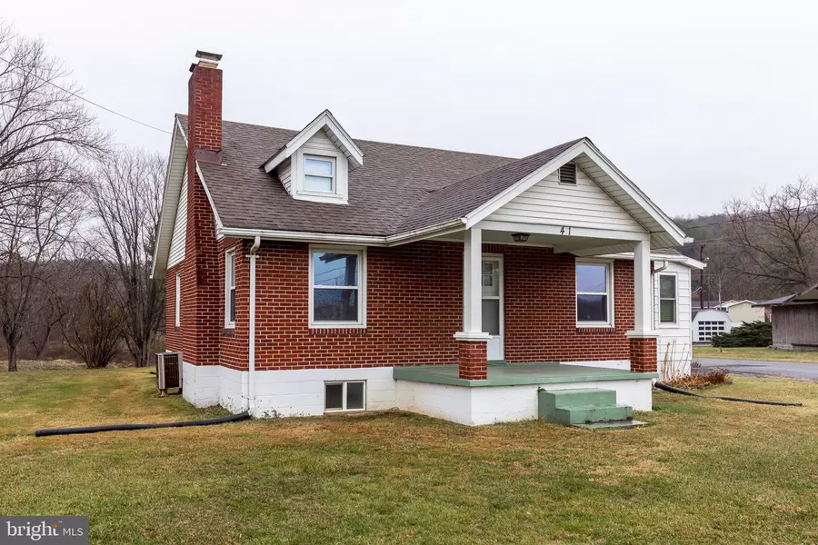 41 NORTH FAIRFAX E, Romney, WV 26757