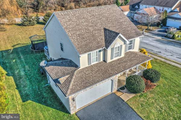 Dallastown, PA 17313,624 BARTLETT DR