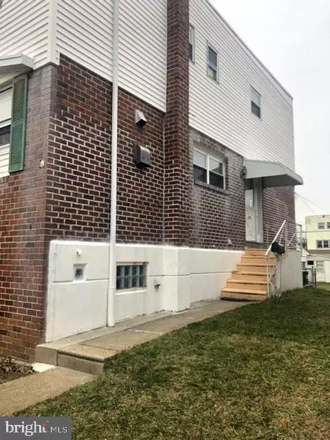 Philadelphia, PA 19152,8830 DEWEES ST