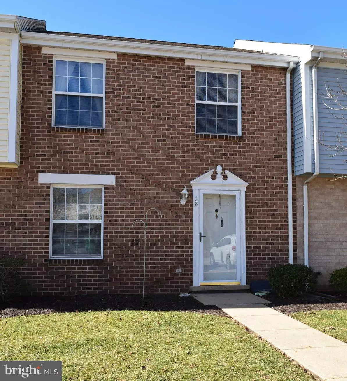 York, PA 17404,16 WILLIAMSTOWN CIR