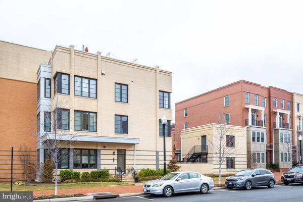 610 E HOWELL AVE, Alexandria, VA 22301