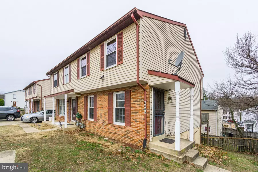 8806 EAST GRV, Upper Marlboro, MD 20774