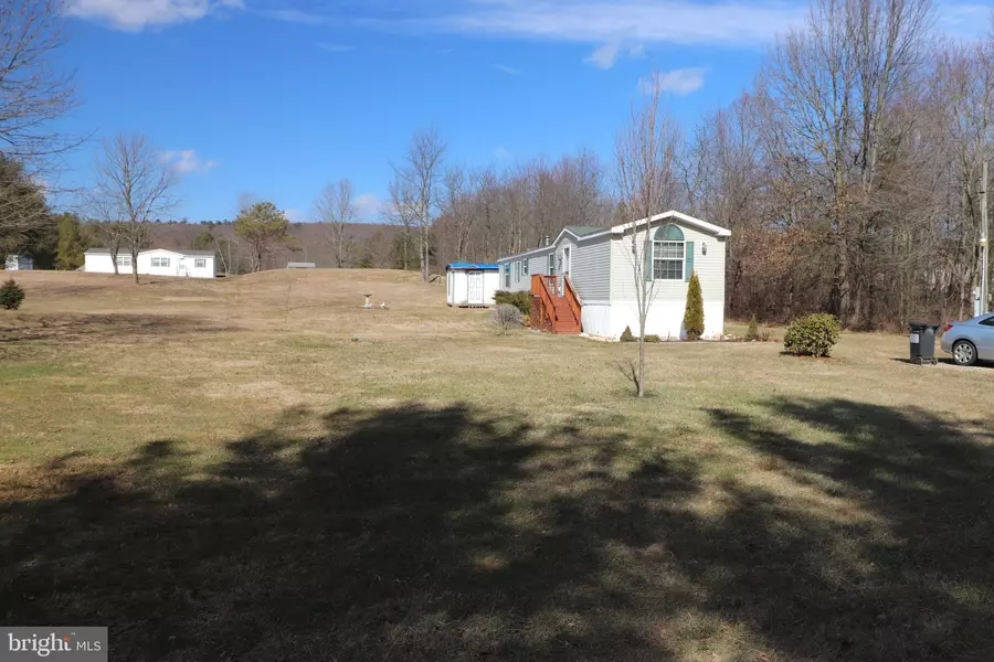 38 COLD SPRING RD, Andreas, PA 18211