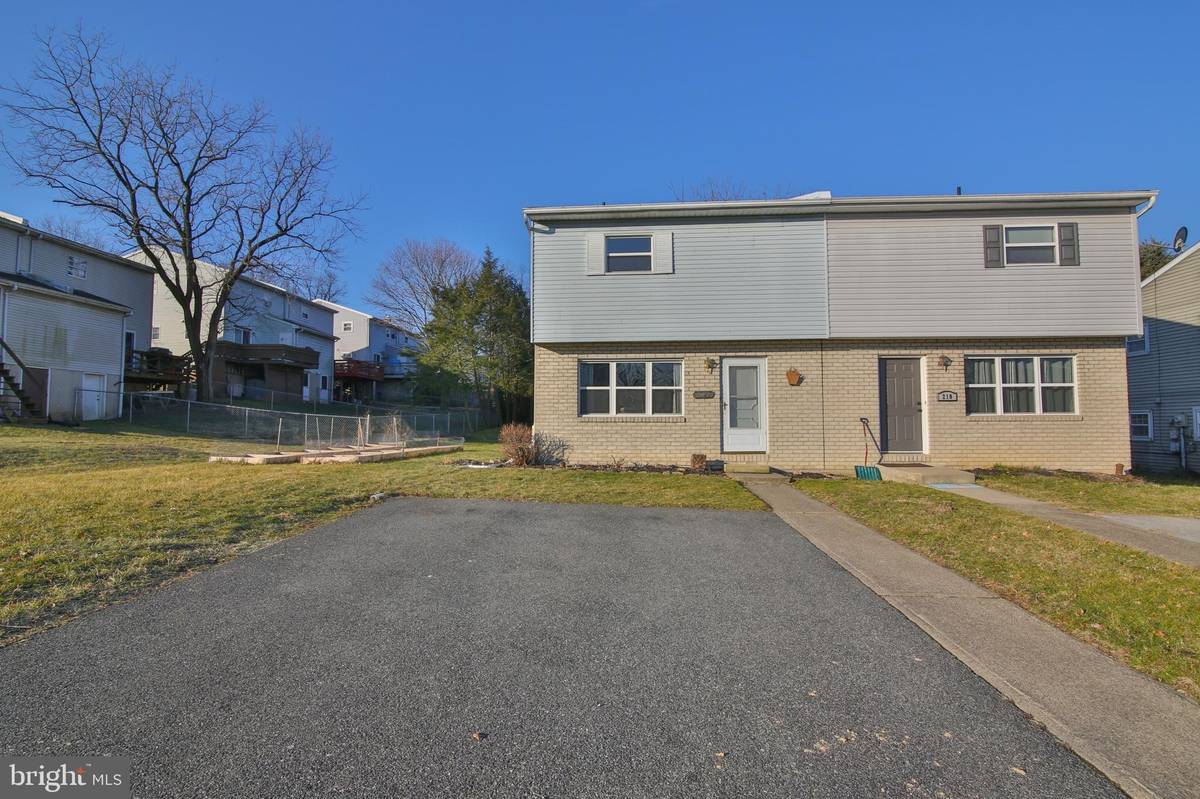 Alburtis, PA 18011,212 PARK LN