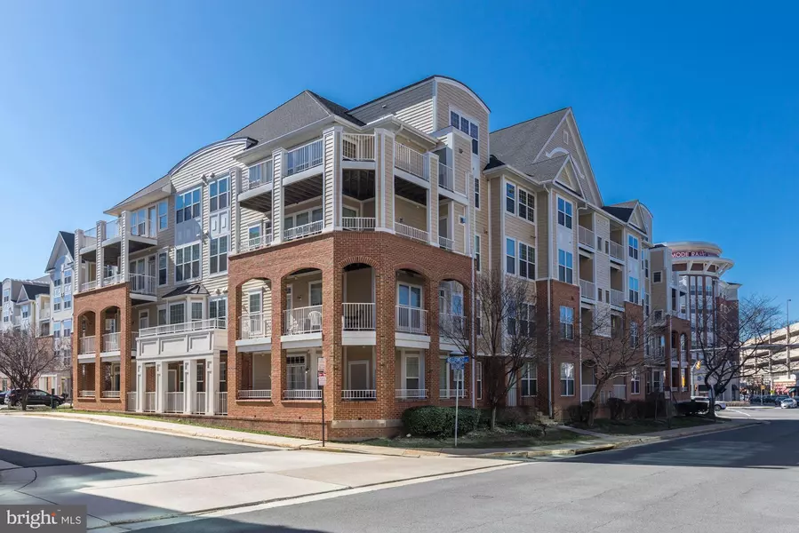 2700 BELLFOREST CT #410, Vienna, VA 22180