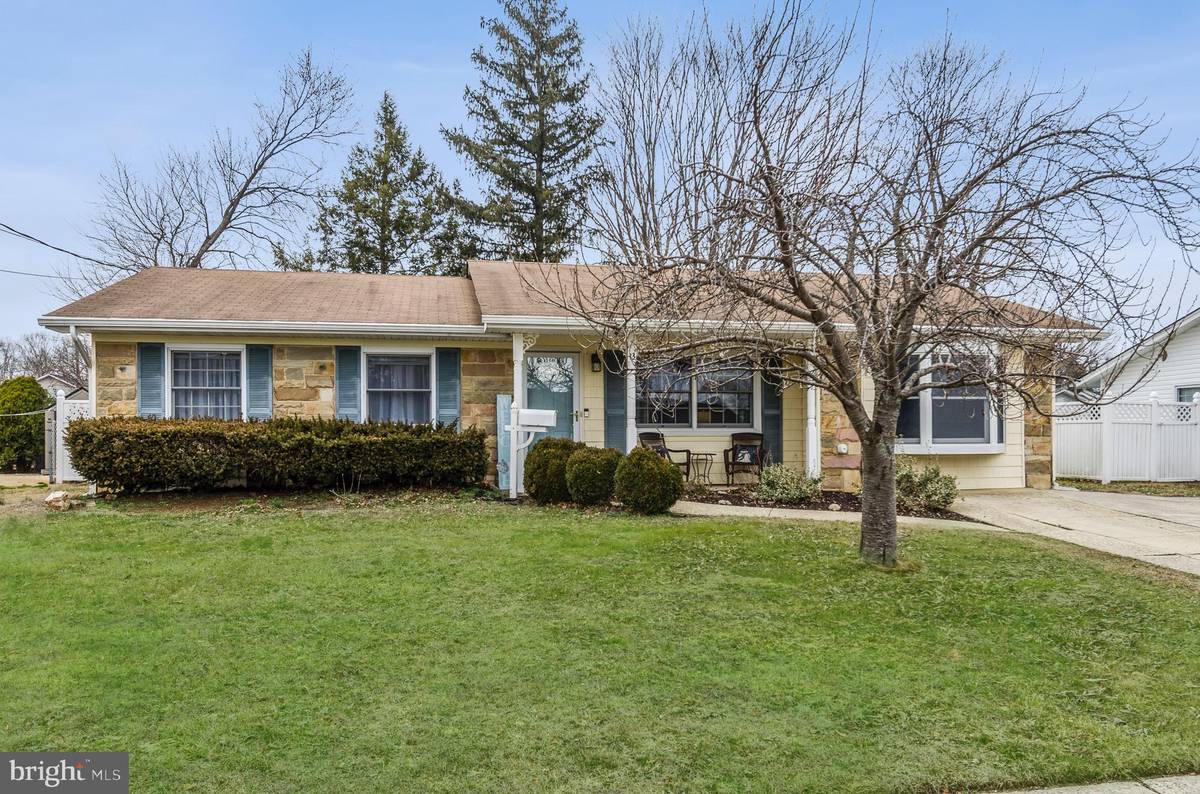 Monroe Township, NJ 08831,13 GRAND BLVD