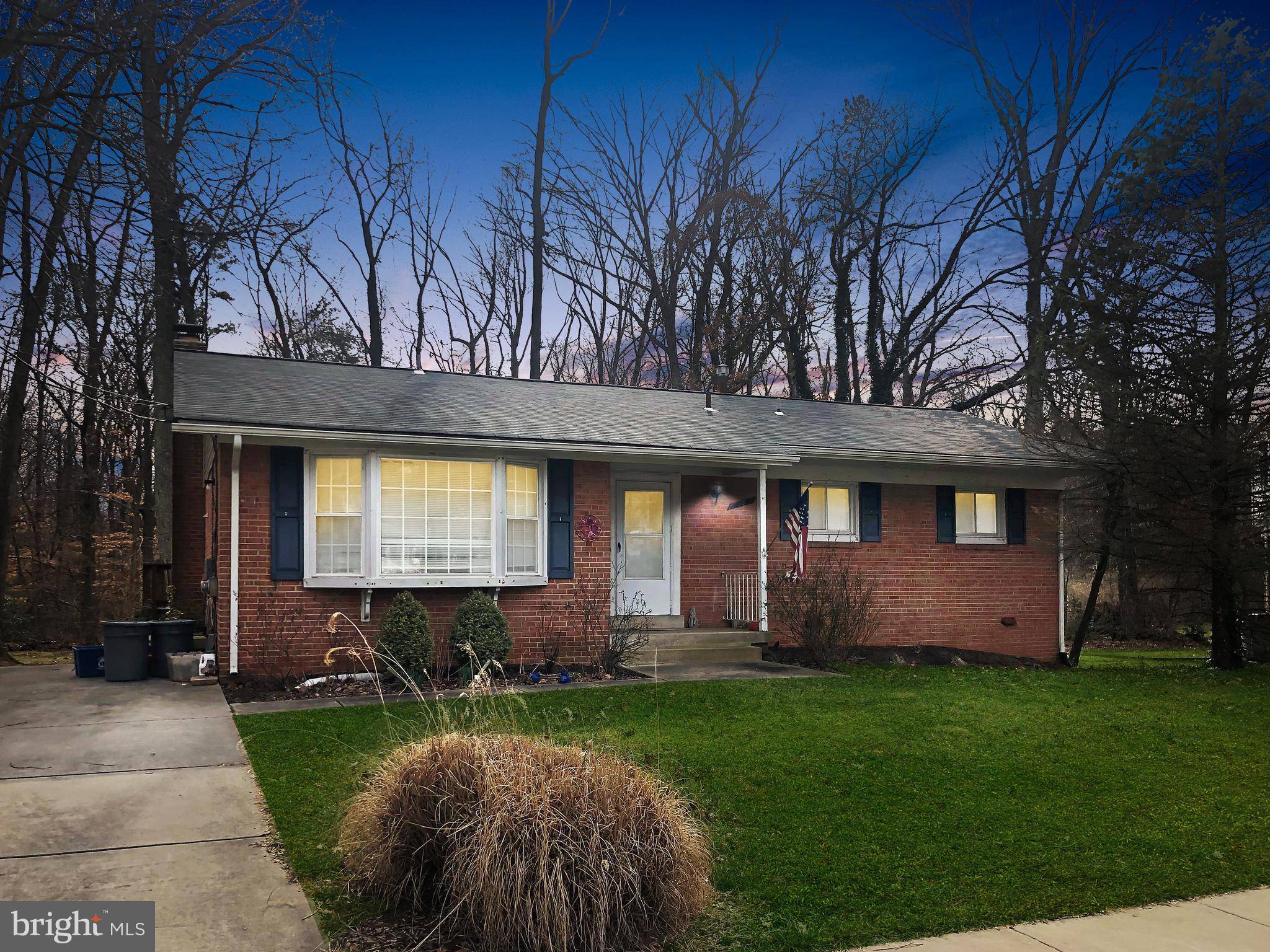 Fairfax, VA 22030,10229 RAIDER LN