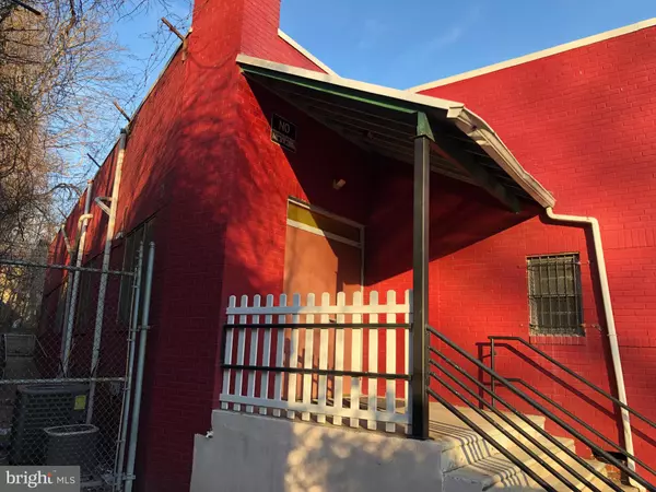 Philadelphia, PA 19120,169 W FISHER AVE