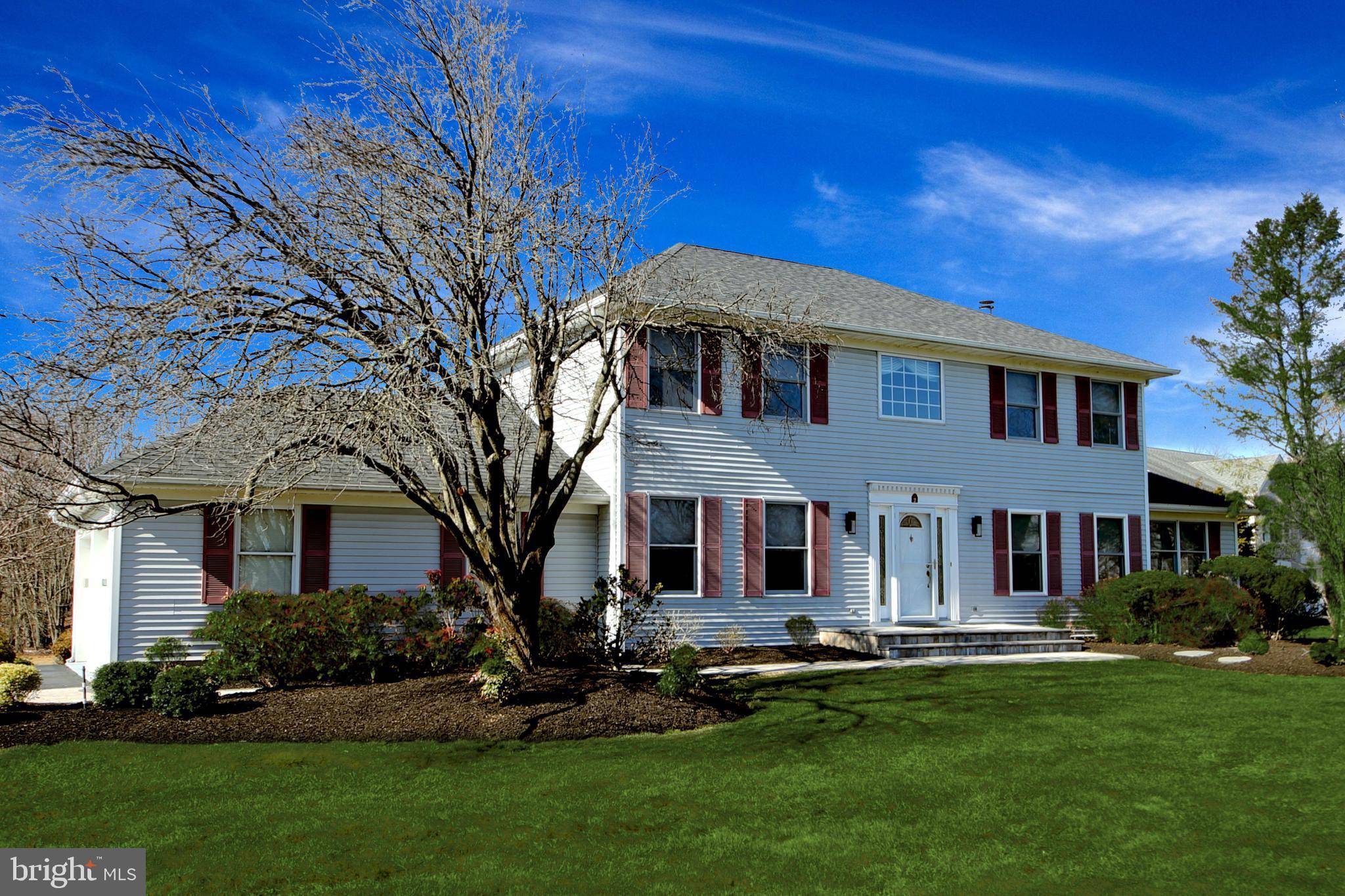 2 CLAUSEN CT, West Windsor, NJ 08550