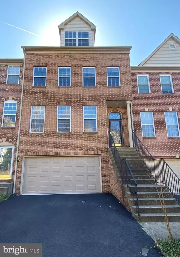 12407 CASBEER DR, Fairfax, VA 22033