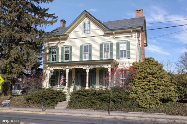 203 E WASHINGTON AVE, Newtown, PA 18940