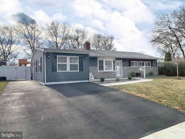 134 THORNRIDGE DR, Levittown, PA 19054