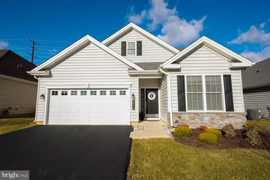 4415 COLONIAL LN, Center Valley, PA 18034