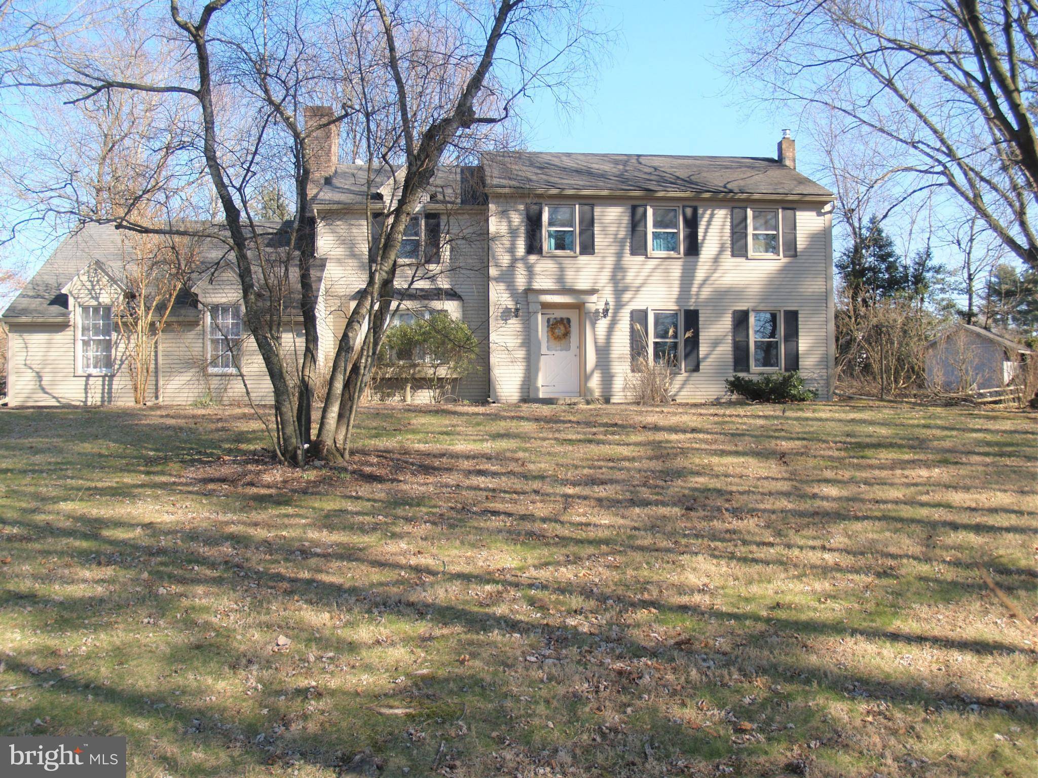 Easton, PA 18045,3582 COUNTRY CLUB RD.