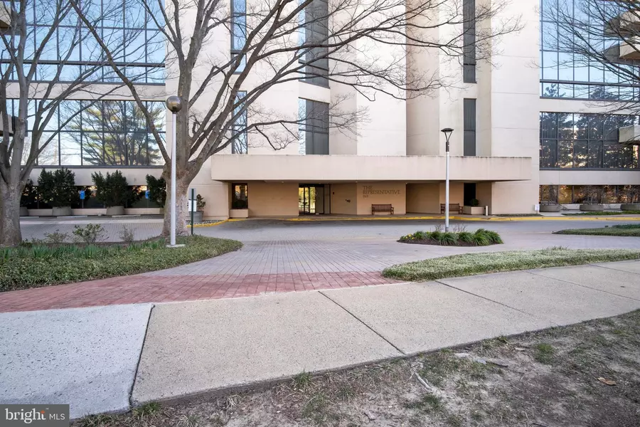 1101 S ARLINGTON RIDGE RD #313, Arlington, VA 22202