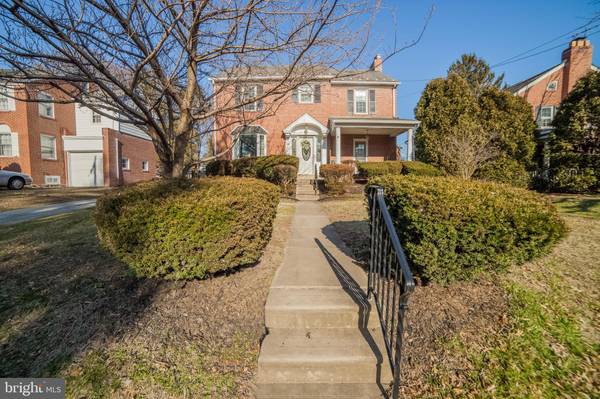 907 BURMONT RD, Drexel Hill, PA 19026