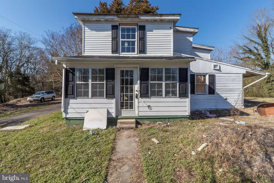 121 TREWALLA LN, Bowling Green, VA 22427