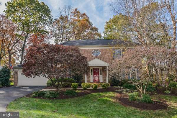 5219 GLEN MEADOW RD, Centreville, VA 20120