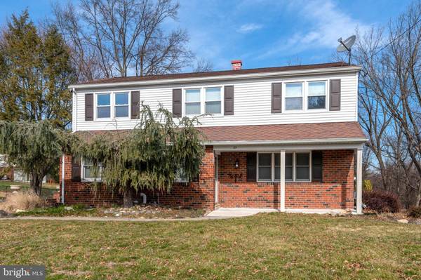 25 TRAVERSE DR, Plymouth Meeting, PA 19462