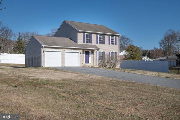 12 GRACE CT, Newark, DE 19702