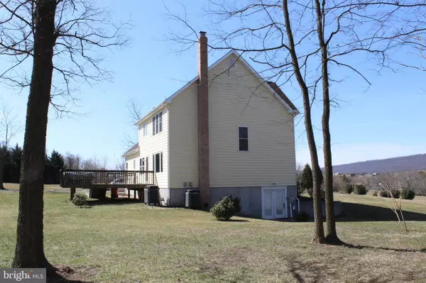 Martinsburg, WV 25403,193 RECURVE LN