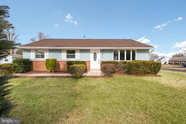 422 COTTONWOOD DR, Hatboro, PA 19040