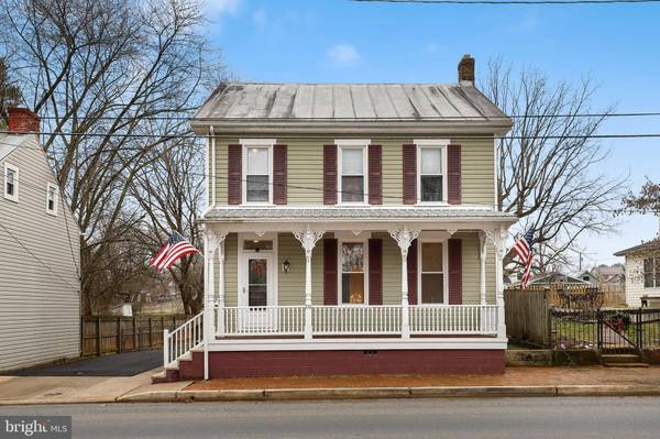 230 W MAIN ST, Sharpsburg, MD 21782