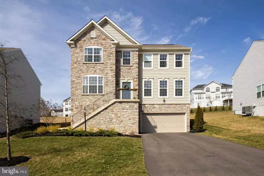 3028 LANDING EAGLE CT, Woodbridge, VA 22191