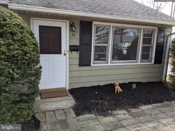 Edison, NJ 08817,14 ROSEWOOD RD