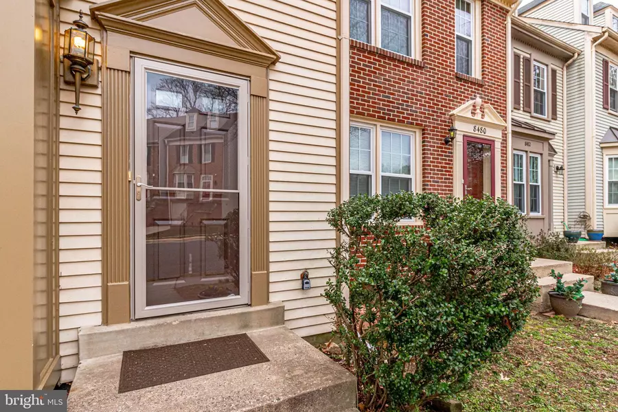 8478 SPRINGFIELD OAKS DR, Springfield, VA 22153