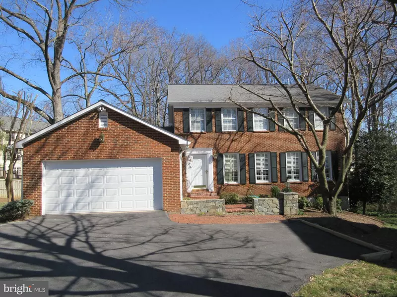 4819 POWELL RD, Fairfax, VA 22032