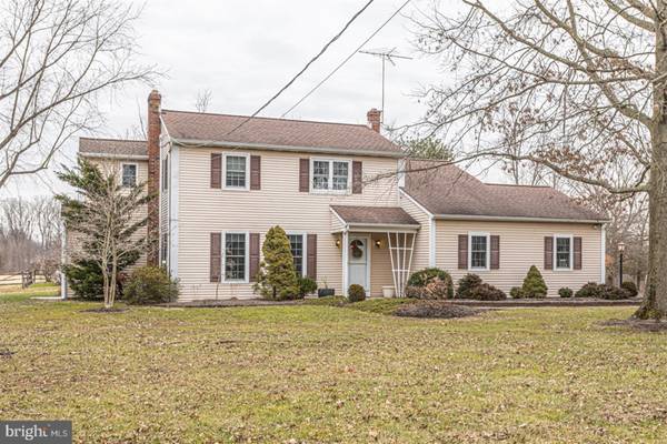 390 SALFORD STATION RD, Schwenksville, PA 19473