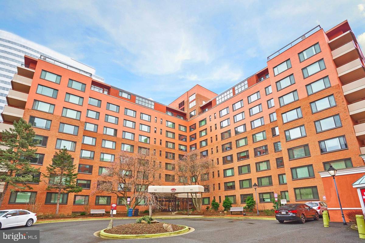 Arlington, VA 22209,1021 ARLINGTON BLVD #624