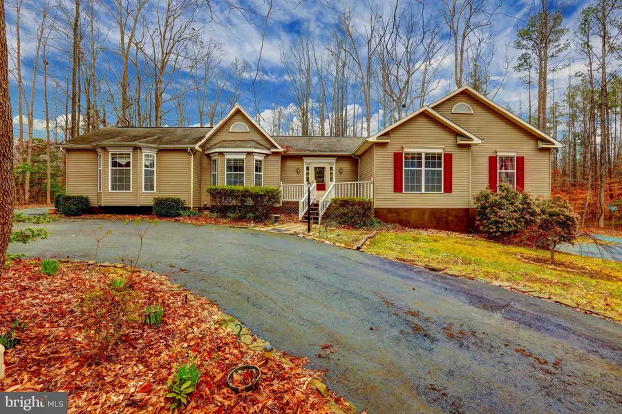 130 OAKLEIGH LN, Bumpass, VA 23024