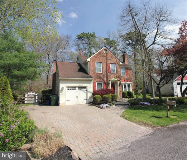 7 GUILFORD CT, Marlton, NJ 08053