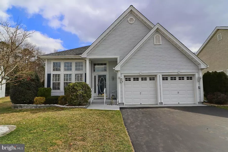 4 BROOKVIEW CT, Barnegat, NJ 08005