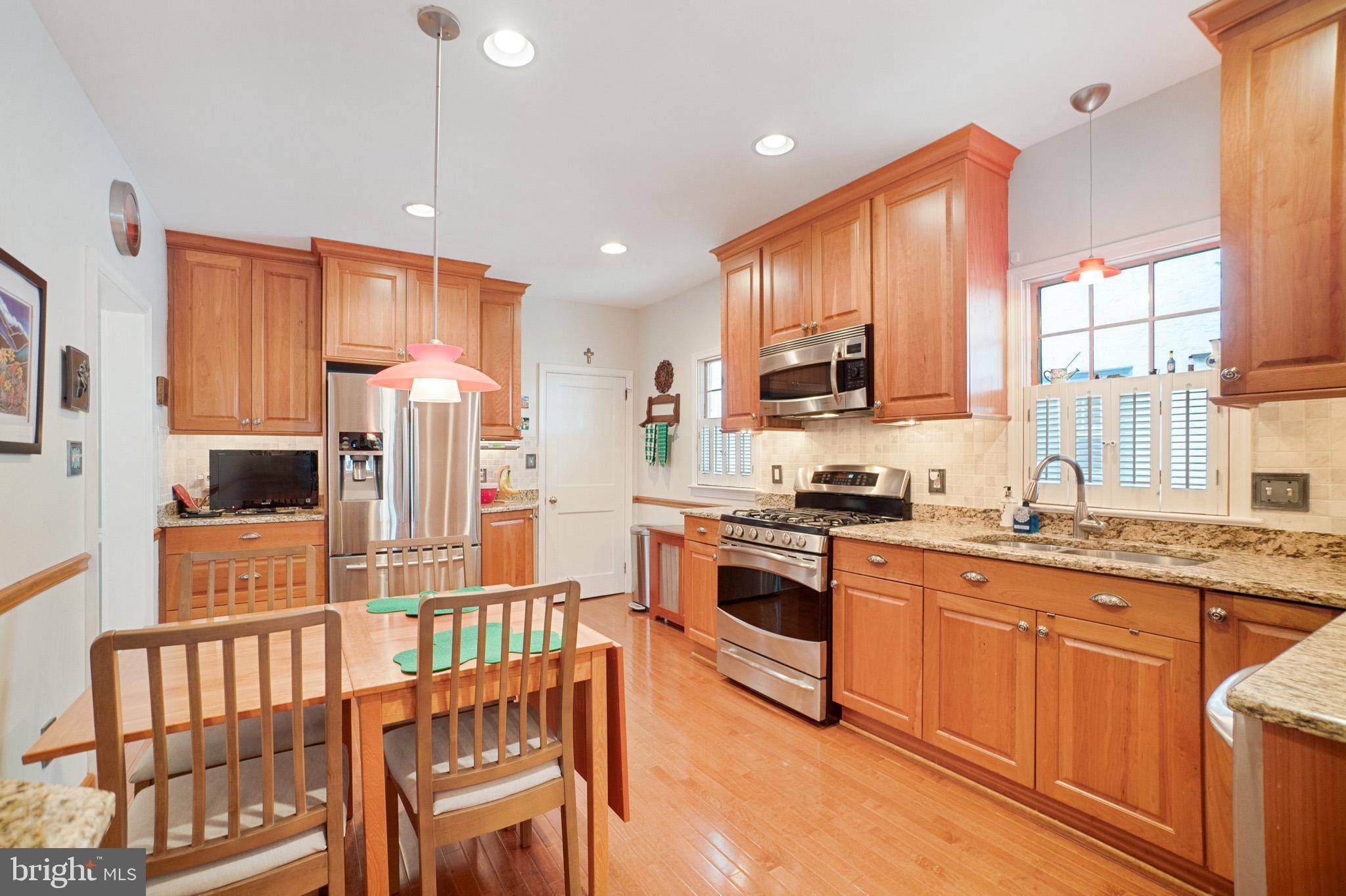 Abington, PA 19001,2104 SUSQUEHANNA RD