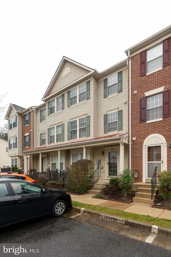 Lorton, VA 22079,8314 DUCK HAWK WAY #8