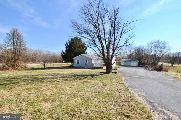 94 FOX CHASE CT, Kearneysville, WV 25430