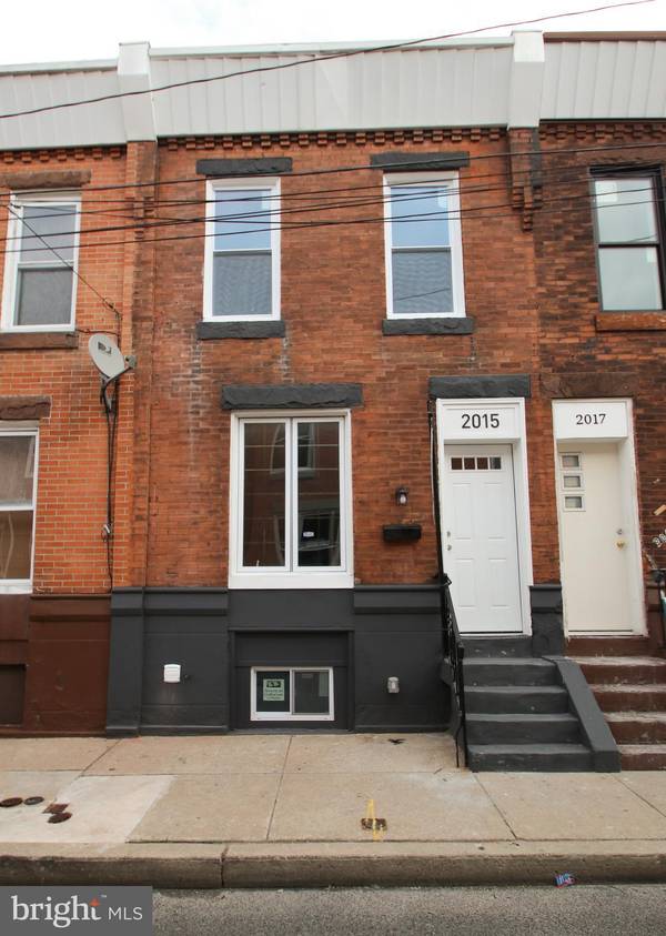 2015 S HEMBERGER ST, Philadelphia, PA 19145