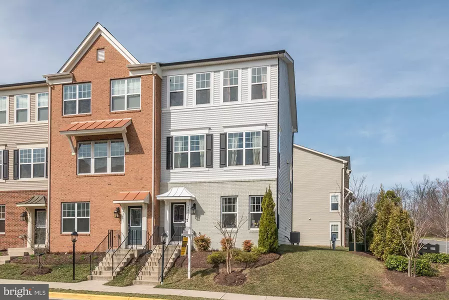 44029 PEIROSA TER, Chantilly, VA 20152