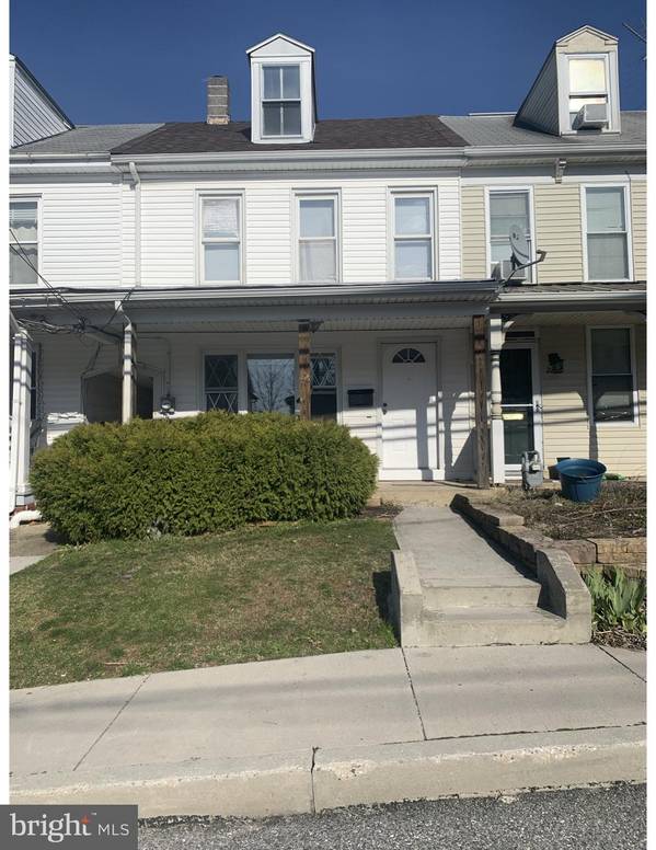 229 N MAIN ST, Jacobus, PA 17407