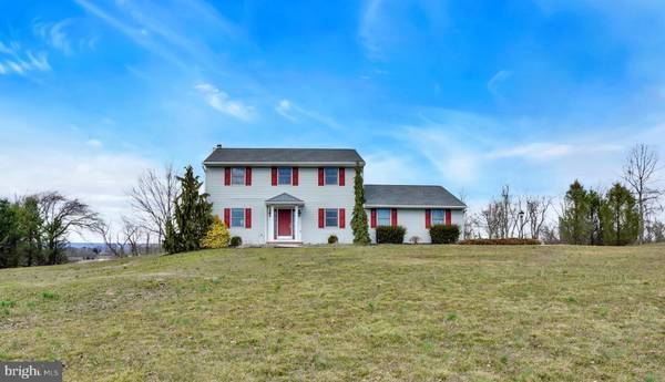 4079 SHANAMANTOWN RD, Annville, PA 17003