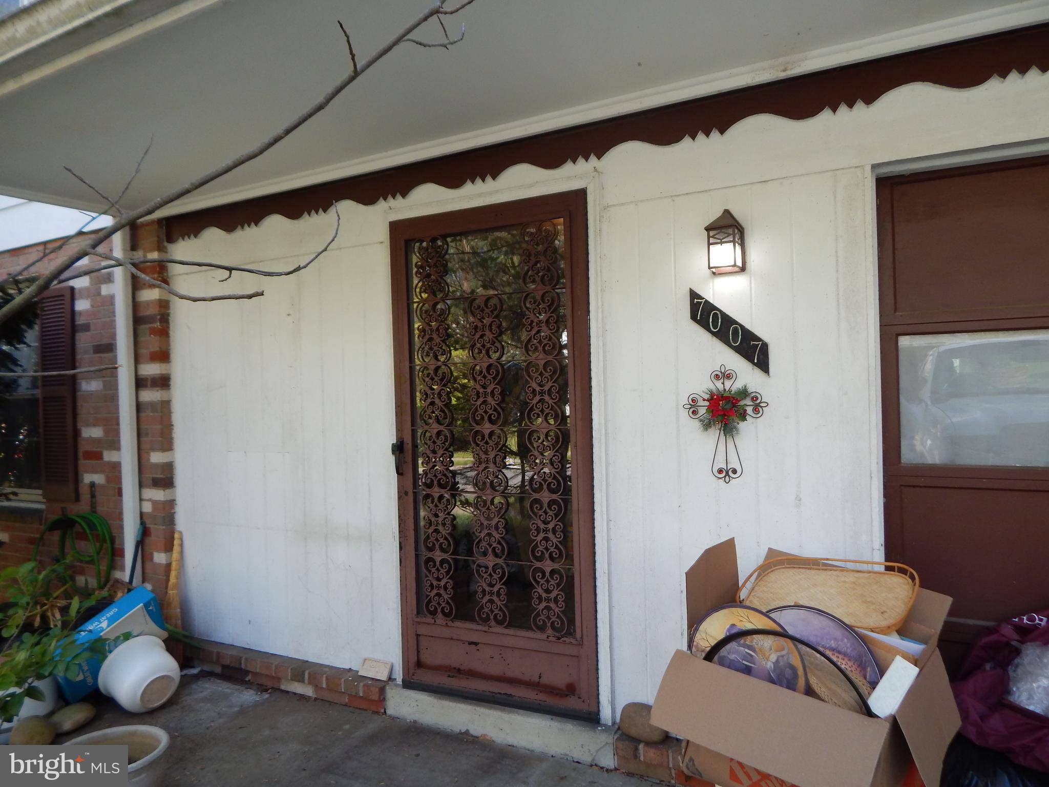 Springfield, VA 22152,7007 HADLOW DR