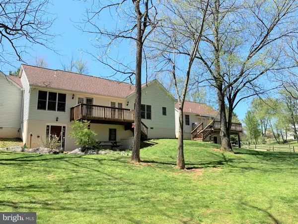 Charles Town, WV 25414,129 SHADY MEADOWS CT