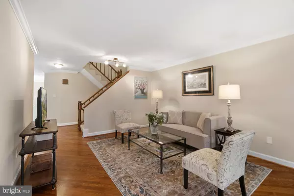 Alexandria, VA 22304,5195 COTTINGHAM PL