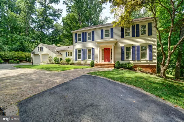 Mclean, VA 22101,6708 LUPINE LN