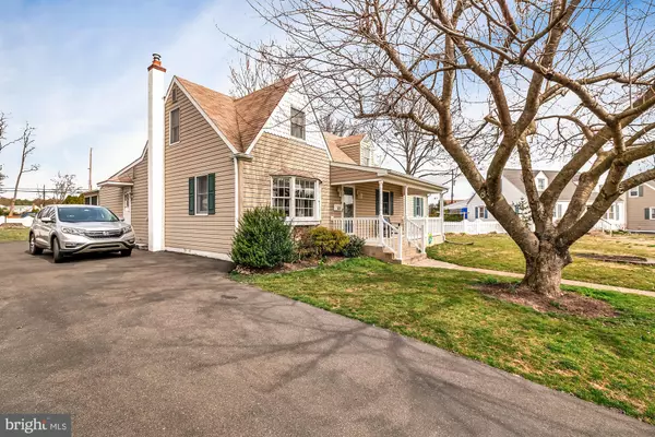 Hatboro, PA 19040,521 STEWART RD